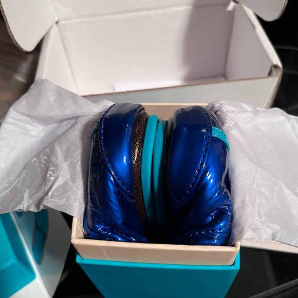 Tieks sapphire Patent size BNIB